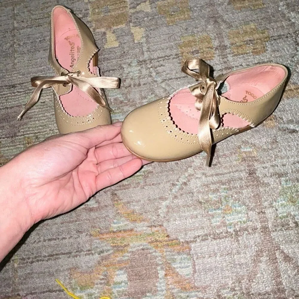Angelitos nude ribbon tie Mary Jane Spanish shoe sz 25 -9